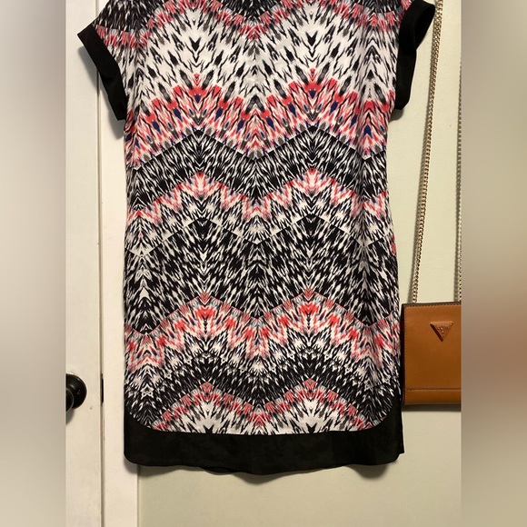 Tribal Black and Pink Patterned Tunic dress - small - short sleeve - Picture 2 of 7